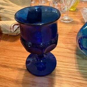 Vintage Indiana kings crown Blue Goblet thumbprint glass cordial goblet